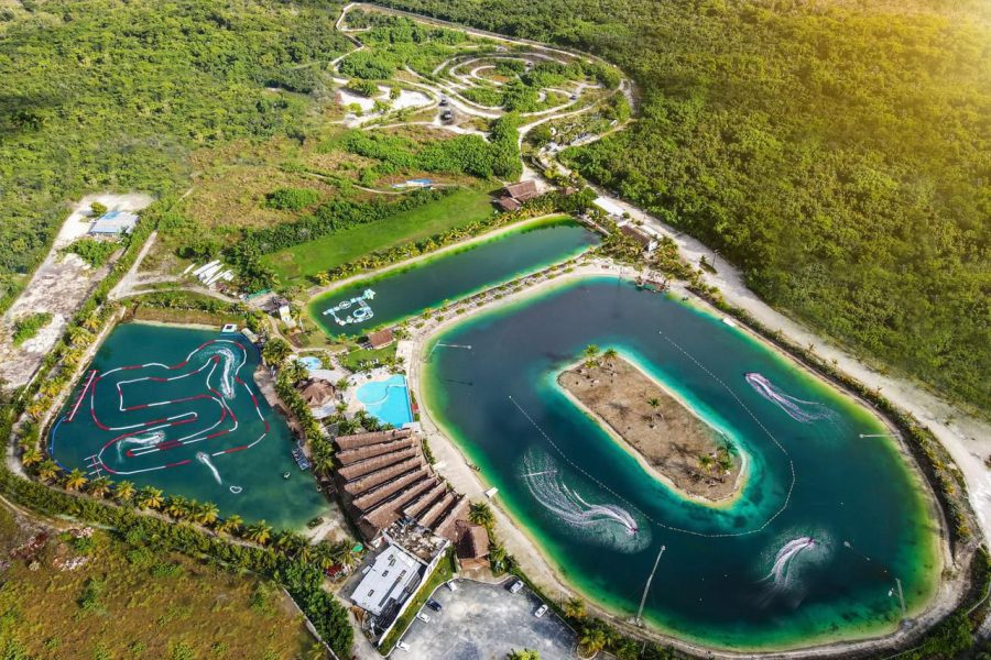 -10% Chapoteo en moto acuática y tirolesa en punta cana